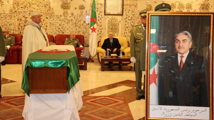 اليامين زروال.. وداعا