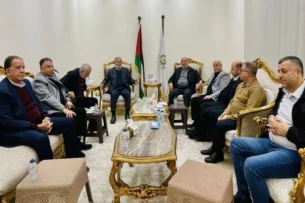 وفد حماس في القاهرة يعقد عددًا من اللقاءات والحوارات مع الوسطاء والفصائل الفلسطينية