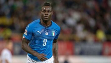 بالوتيلي يفتح النار على الجيل الحالي من لاعبي منتخب إيطاليا