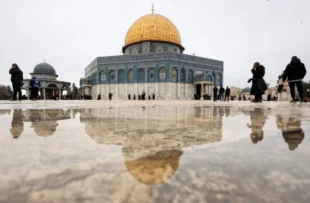المستوطنون يجددون اقتحام المسجد الأقصى والاحتلال يشن حملة اعتقالات في القدس والضفة