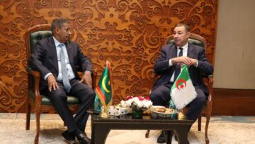 الجزائر وموريتانيا تؤكدان حرصهما على تعزيز التعاون في قطاع النقل
