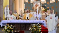 عنابة: البابا ليون يشرف على القداس بكنيسة القديس أوغستين