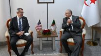 مقرمان يستقبل القائم بالأعمال بالنيابة لسفارة الولايات المتحدة الأمريكية بالجزائر