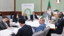 تشريعيات 2 جويلية: خلفان يجتمع مع رؤساء المراكز الدبلوماسية والقنصلية بالخارج