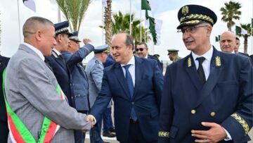 سيفي غريب يحل بولاية باتنة في زيارة عمل وتفقد