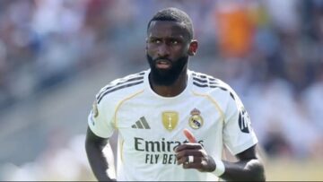 ريال مدريد يكتفي بتمديد عقد روديغير لموسم واحد