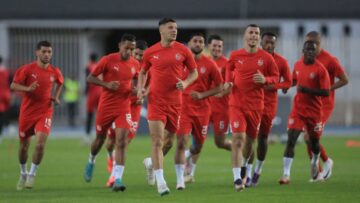 بيتسو موسيماني أبرز المرشحين لخلافة راموفيتش
