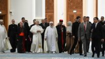 البابا ليون الرابع عشر يقوم بزيارة عدد من مرافق جامع الجزائر 
