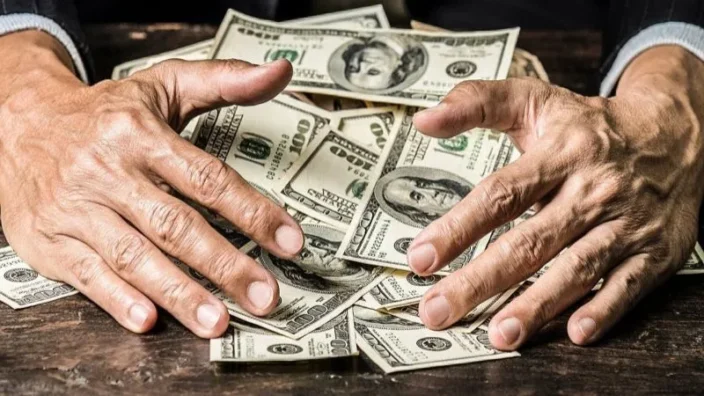 أموال منهوبة تعود.. والجزائر تواصل المسار