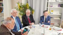 عميد مسجد باريس الكبير يؤكد مواصلة الجزائر التزامها الثابت بحماية المرجعية الدينية الوطنية