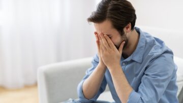 في وجوب اجتناب كثير من الظن
