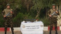 القضاء على مهربين (2) مسلحين من جنسية أجنبية بإن قزام