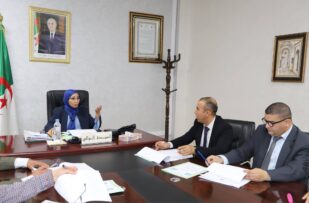 تطهير مدونة العمليات بقطاعي الصحة والتجهيزات العمومية ببومرداس