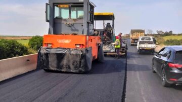 وزارة الأشغال العمومية تواصل تنفيذ برامج التحديث والصيانة