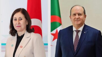 الوزير الأول يعرب باسم رئيس الجمهورية عن بالغ شكره للسلطات التونسية على سرعة التدخل وحسن التكفل بالمصابين في الحادث المرور