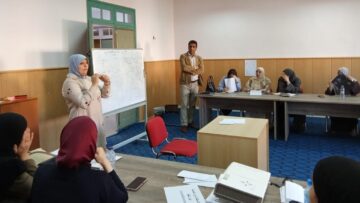 سيدي بلعباس.. اختتام دورة لتكوين الطلبة في التسيير الجبائي والمالي للمؤسسات المصغرة
