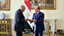 صورة معبرة عن السمو بالعلاقات الجزائرية-المصرية لآفاق أرحب
