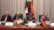 سونلغاز تبحث مع الشركة التونسية للكهرباء والغاز سبل توسيع التعاون وتعزيز التكامل بين الشبكتين