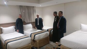 القنصل العام بجدة يعاين مراكز استقبال الحجاج الجزائريين بالمدينة المنورة