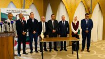 صورة معبرة عن اتفاقيات شراكة مع ثلاث اتحاديات للرياضات الجماعية 