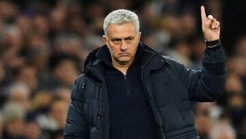 مورينيو: لا، لم يتحدث معي أحد من ريال مدريد