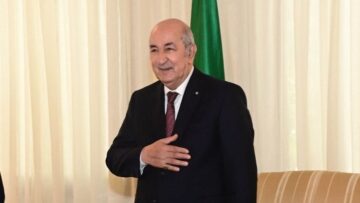 رئيس الجمهورية يتمنى حجا مبرورا للحجاج الجزائريين