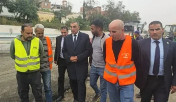 أشغال عمومية : إيفاد لجنة خبرة بعد انهيار دعامة لمنشأة فنية إثر التقلبات الجوية بالمسيلة