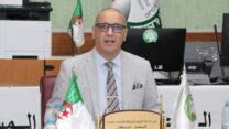 خلفان يشرف على اجتماع حول معالجة ملفات الترشح والفصل فيها