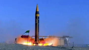 حرس الثورة الإيراني يعلن استهداف 8 مواقع عسكرية أميركية في الكويت والبحرين