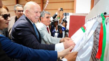 وزير الصناعة يشرف على تدشين وحدتين لإنتاج الآجر