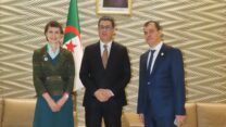 مباحثات جزائرية دولية حول تطوير البحث العلمي في مجال السرطان