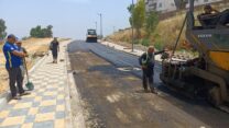 تدعيم ورشة انجاز طريق 240مسكن نحو حي المجاهد ببوروبة