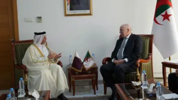وزير الصناعة يستعرض مع السفير القطري تقدم المشاريع المشتركة