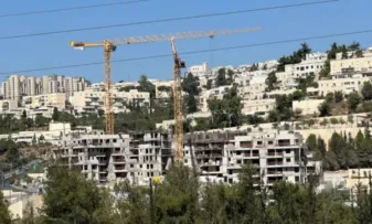 “حماس”: إقامة الاحتلال للبؤر الاستيطانية في القدس لن يغير من هويتها