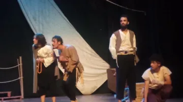 “الغولة” على ركح مسرح مستغانم الجهوي