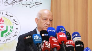 بن مبارك يعرض البرنامج الانتخابي لتشريعيات 2 جويلية ويؤكد جاهزية واستعداد “الأفلان” لخوضها