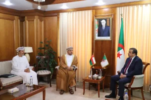 الجزائر وسلطنة عمان تبحثان توسيع الشراكة في الأسمدة والخدمات البترولية