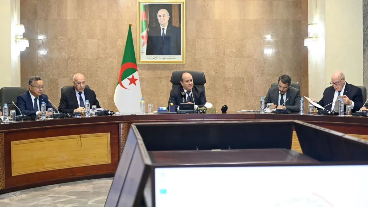 الوزير الأول يترأس اجتماع الدورة الثالثة للمجلس الوطني للمكننة الفلاحية